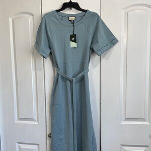 BNWT Tuckernuck Pomander Place slate blue wrap dress large.